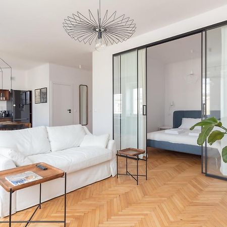 Designer Apartment In The Central Warszawa Exteriör bild